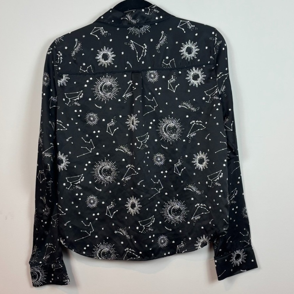 Gilly Hicks by Hollister Black Space Pattern Sleep Shirt Womens XS Satin Soft - Picture 5 of 7